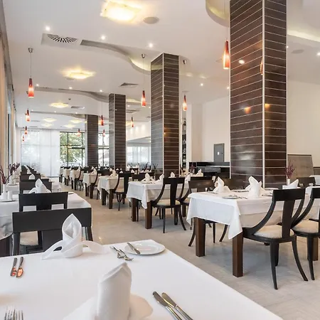 Grifid Metropol (adults Only) Otel 4*