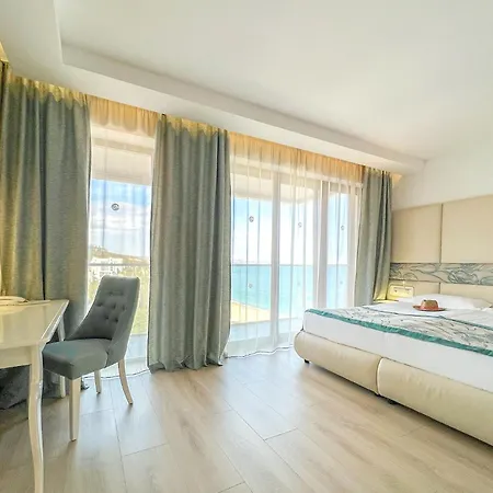 Grifid Metropol (adults Only) Otel 4*