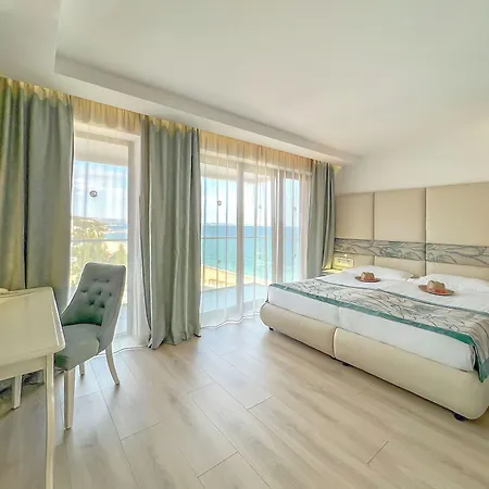 Grifid Metropol (adults Only) ホテル 4*