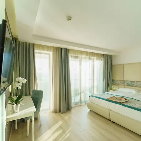 Grifid Metropol (adults Only) ホテル 4*
