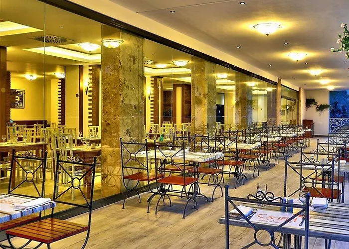 Grifid Metropol (adults Only) גולדן סנדס