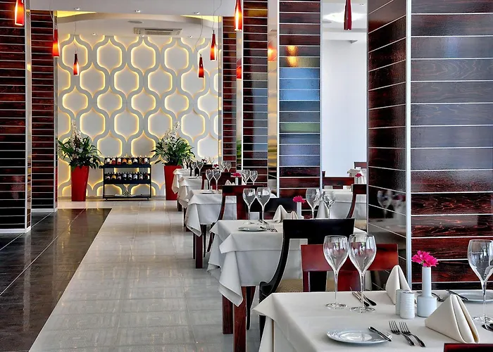 מלון Grifid Metropol (adults Only) 4*