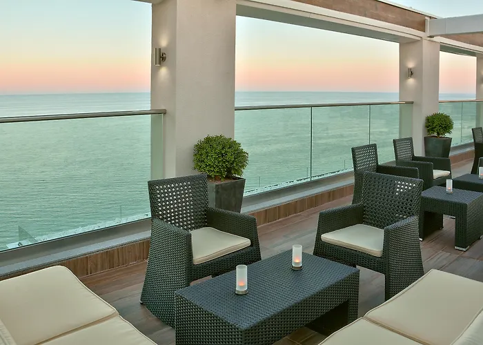 Grifid Metropol (adults Only) גולדן סנדס